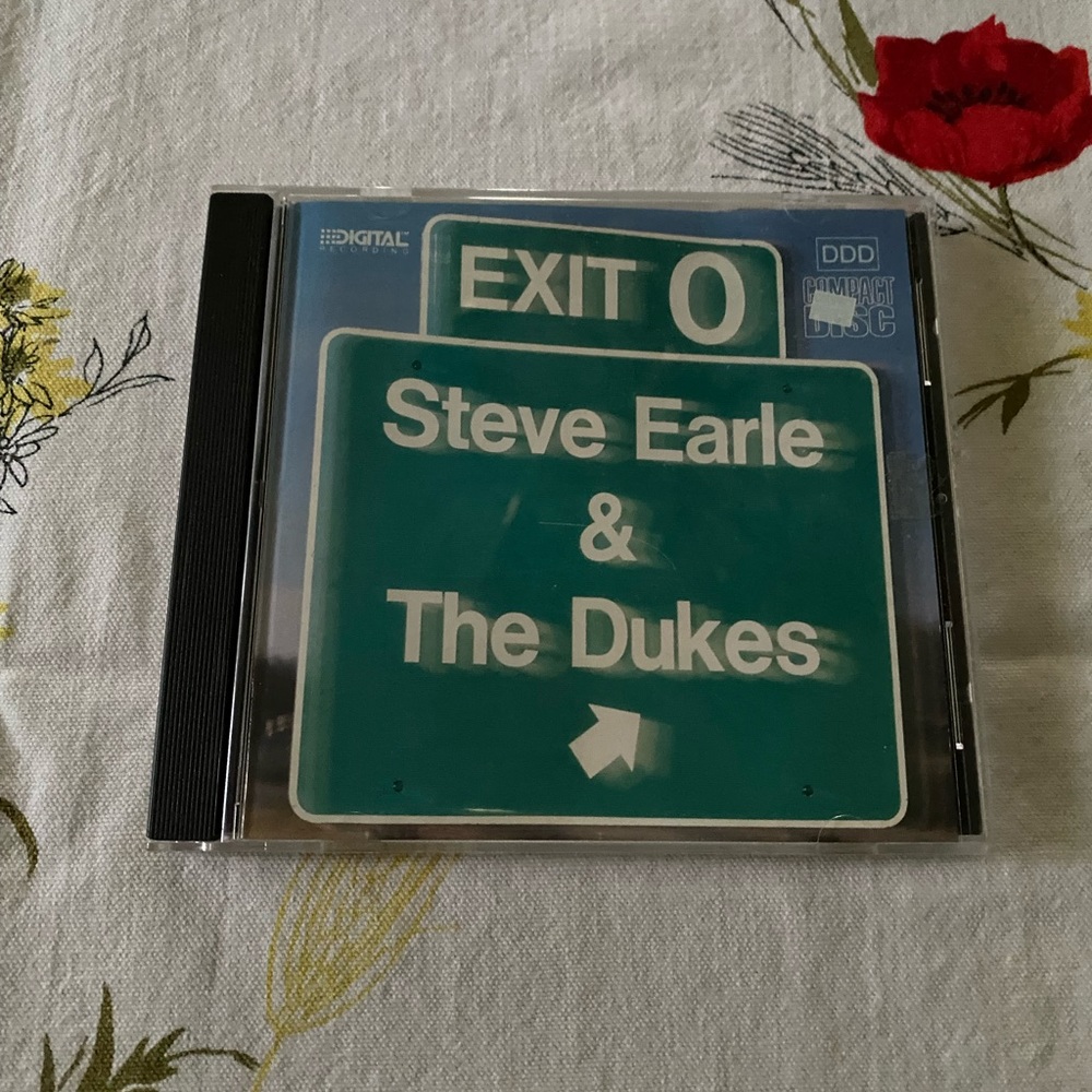 Steve Earle🏷7/$10🔥